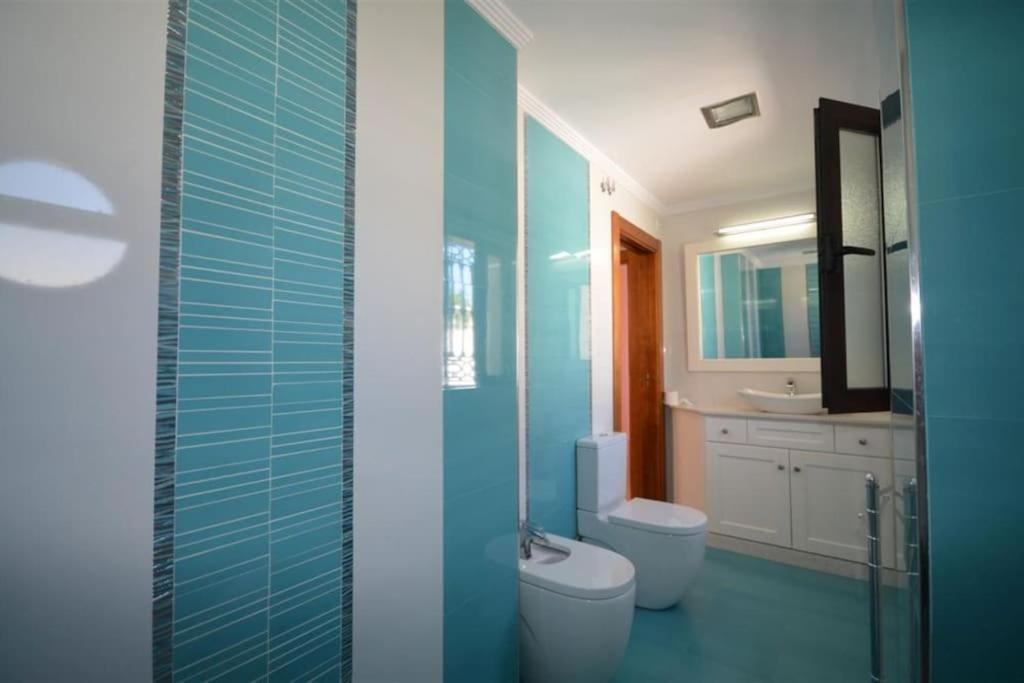 Away,3 Bedroom Villa, Private Pool, Sea Views, Nerja Villaer Málaga