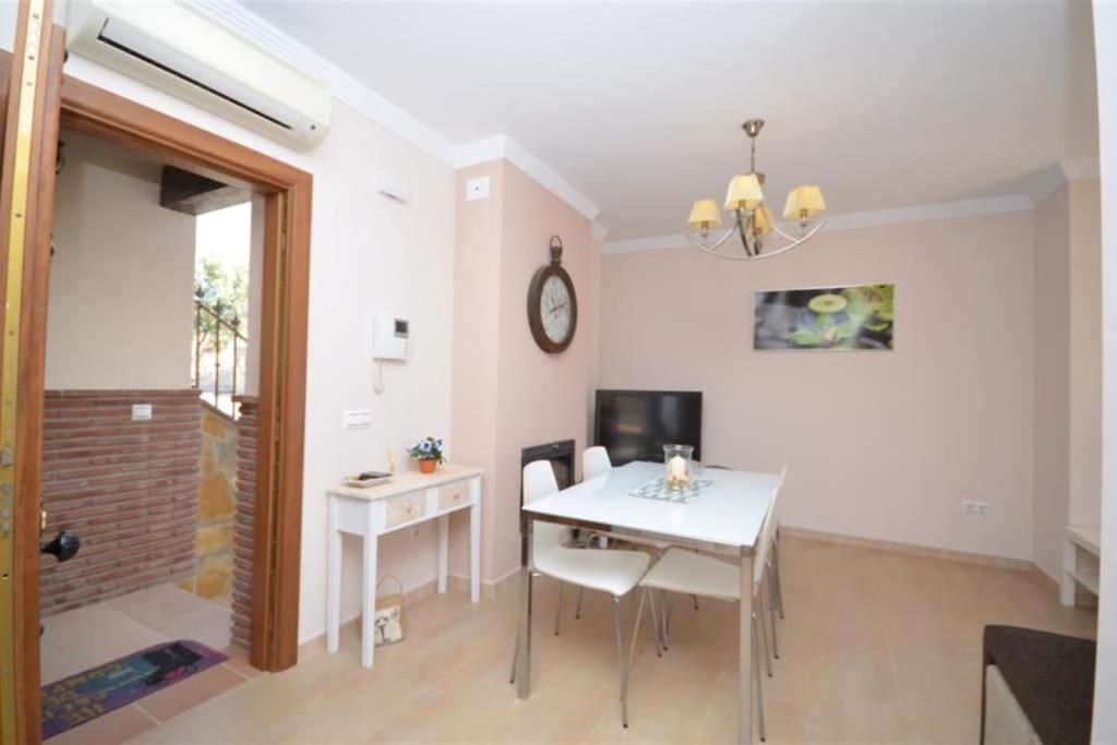 Villaer Away,3 Bedroom Villa, Private Pool, Sea Views, Nerja